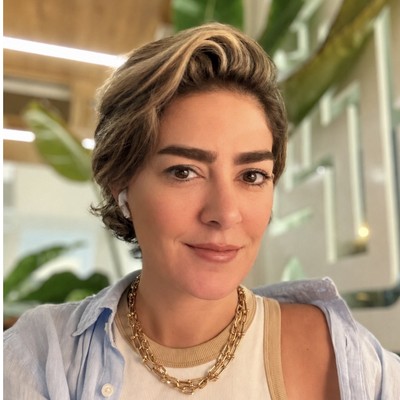 Hoda Bahmanoff, founder of HODOFF Studios